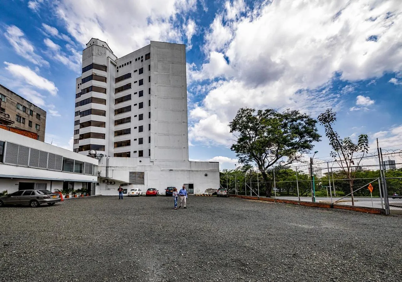 Hotel Cosmos Cali 3*,