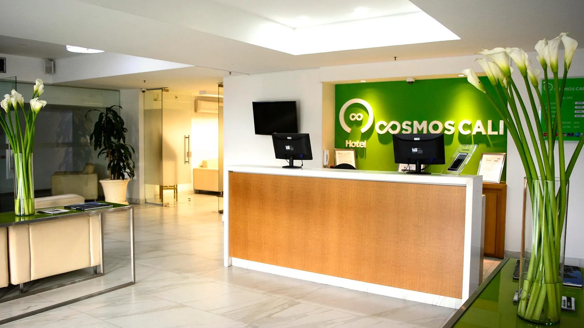 Hotel Cosmos Cali
